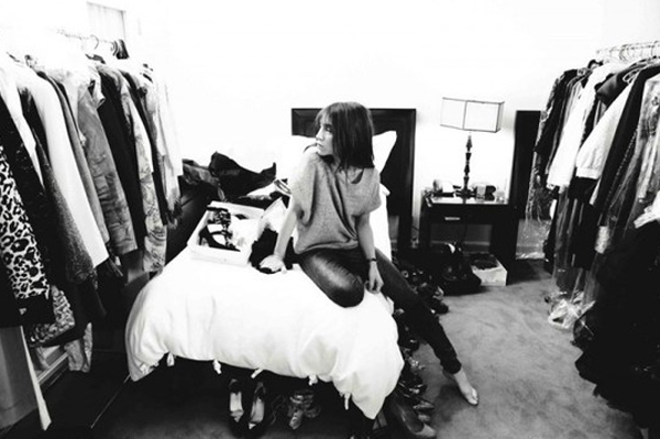 inspirational-girl-music-bedrooms-by-charlotte-gainsbourg