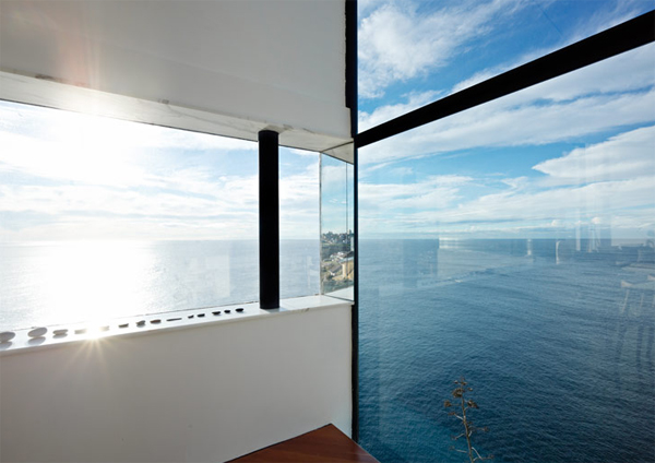 beach-house-holman-residential-with-glass-window