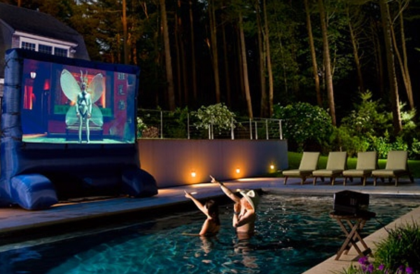 15-wonderful-outdoor-home-theater-decor