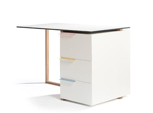 office-table-design-by-reinier-de-jong