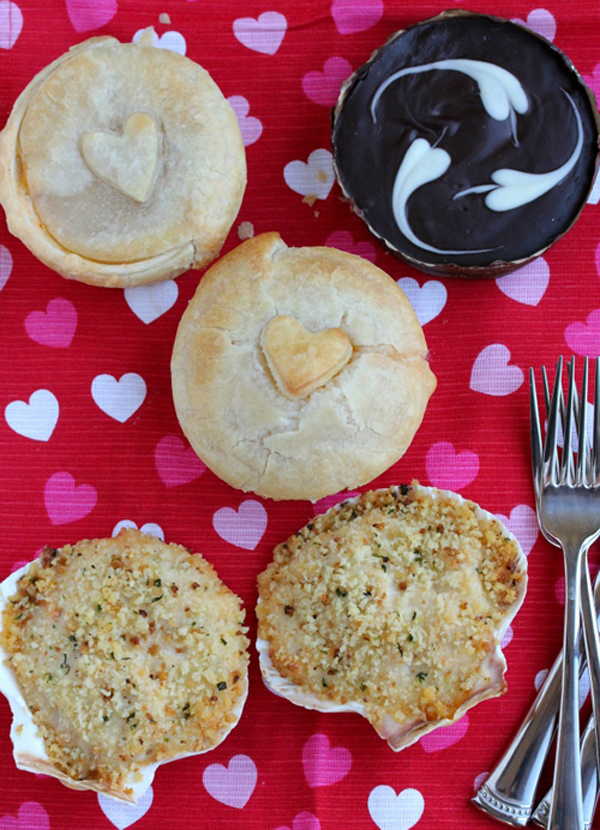 cute-valentine-day-table-settings