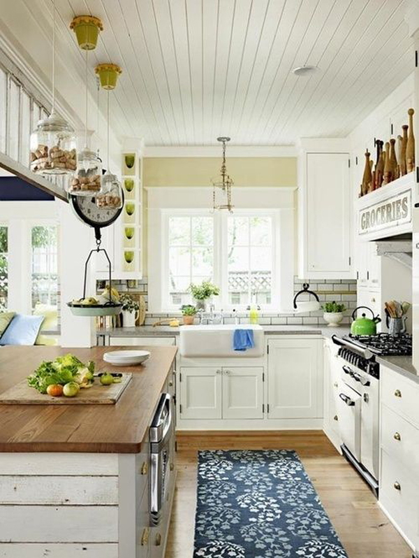 Creatice Vintage Farmhouse Kitchen Wall Decor for Large Space