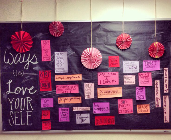 15 Romantic Chalkboard Ideas For Valentine's Day | HomeMydesign