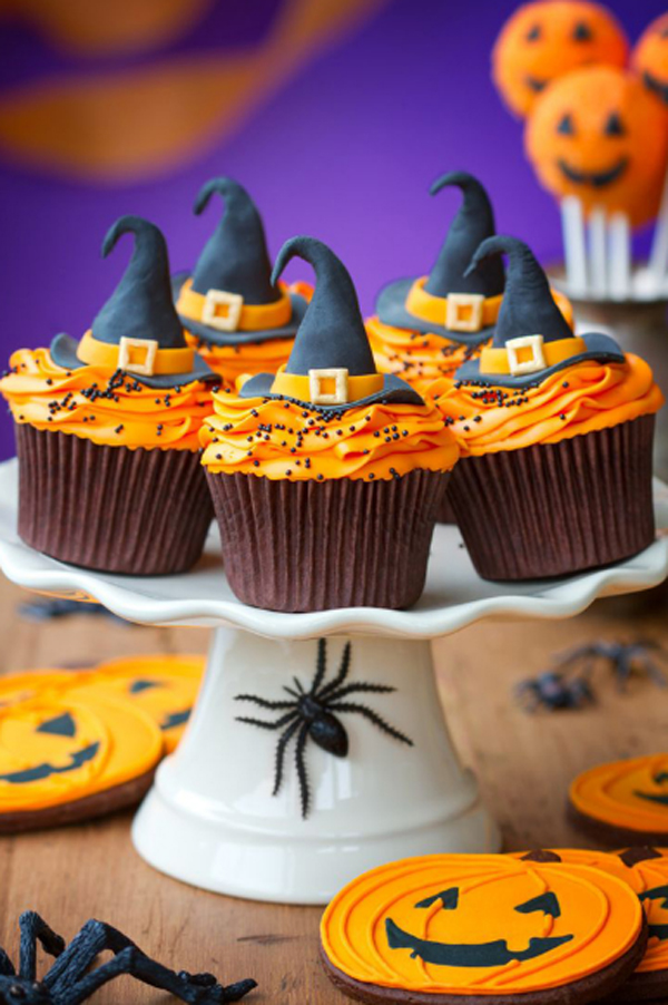 Creepy Yummy Halloween Cupcakes