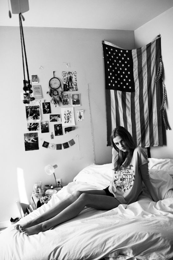 College Dorm Room With American Flag Display Homemydesign