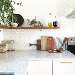 25 Stylish Hexagon Tiles For Kitchen Walls And Backsplashes | Home ...