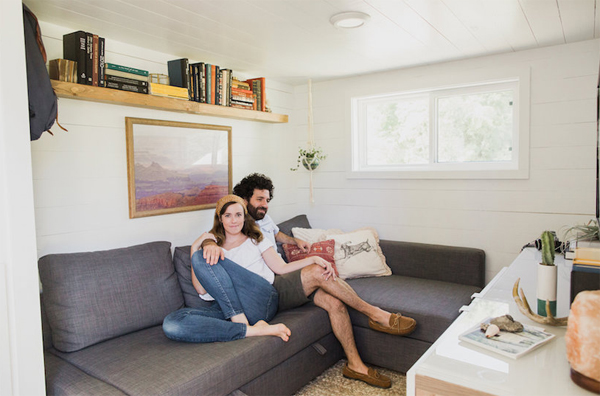 Romantic Tiny House With Smart Storage Spaces