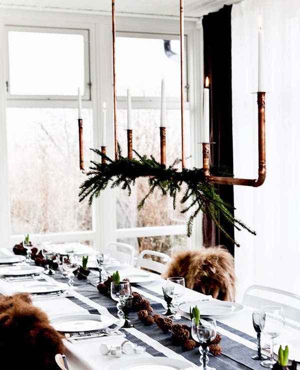 15 Simple And Practical Christmas Decorating Ideas For Tiny Spaces