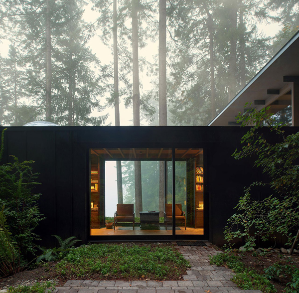 Cabin At Longbranch With Reverence To Nature