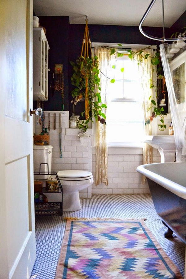 Minimalist Bohemian Style Bathrooms with Simple Decor
