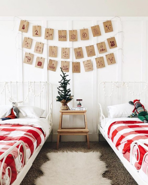 15 Awesome Kids Room With Christmas Touches | HomeMydesign