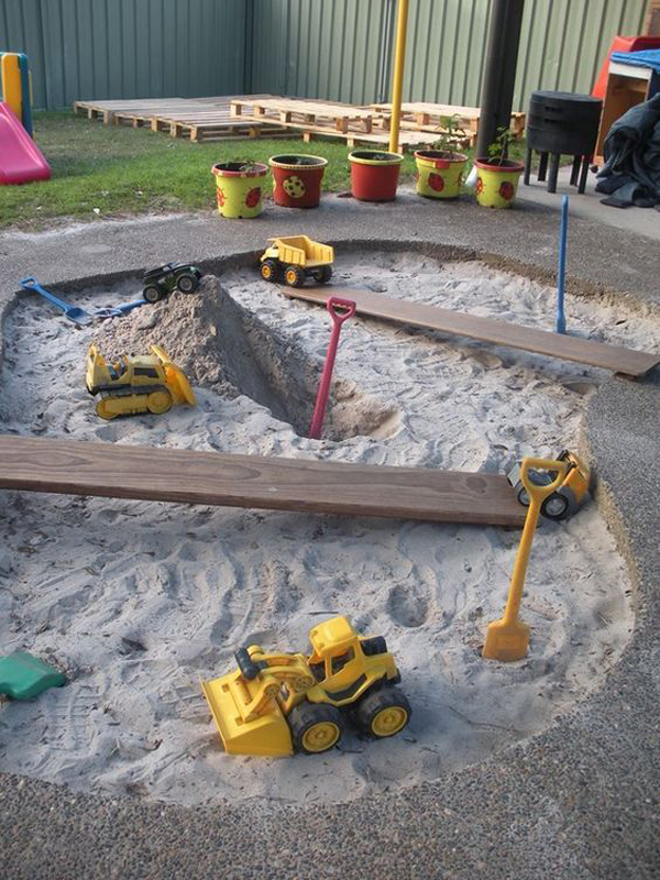 25 Fun Outdoor Playground Ideas For Kids