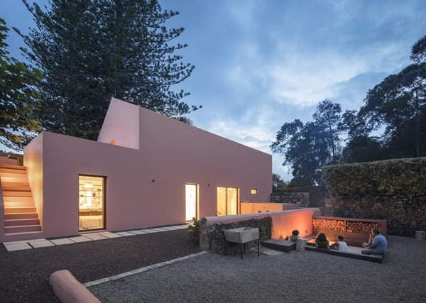Pink House: Historical And Contemporary In Balance
