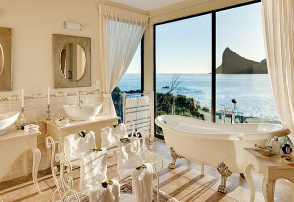 20 Honeymoon Bathtubs With Beautiful View