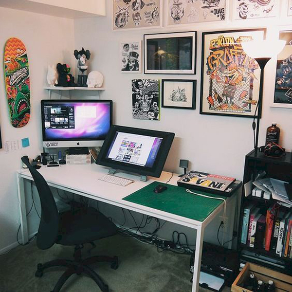 Diy Computer Desk With Frame Wall Art Homemydesign