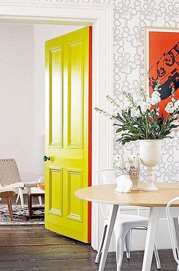 40 Beautifully Door Painting Ideas To Brighten Your Mood | HomeMydesign