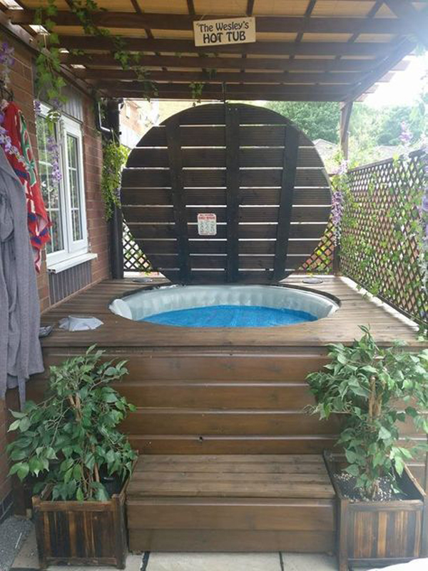 35 Cozy Outdoor Hot Tub Cover Ideas You Can Try HomeMydesign