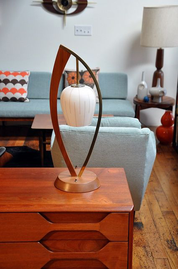 34 Stylish Ways To Use Retro Lamps In Your Interior