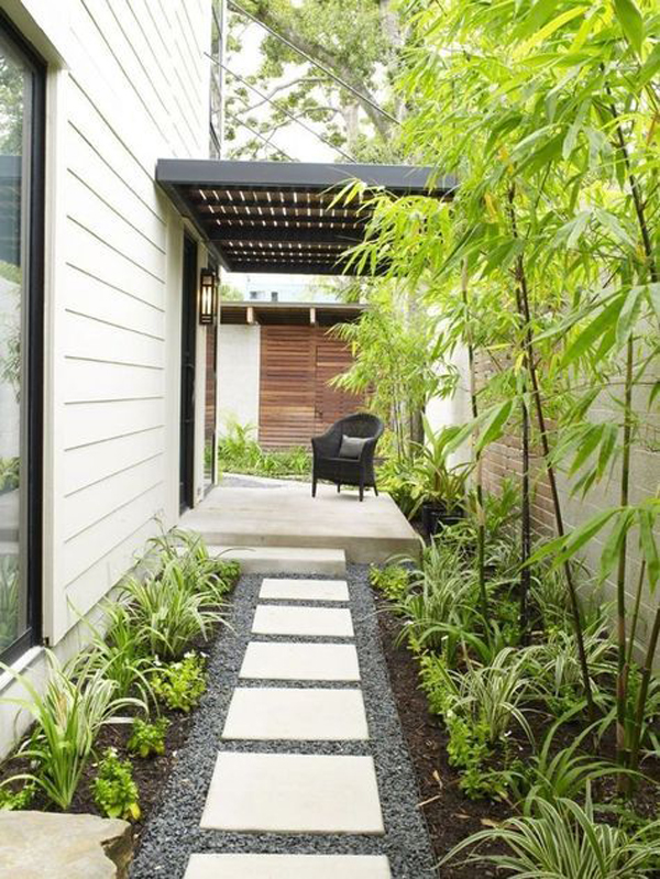 35 Exciting Side House Garden Ideas With Walkway