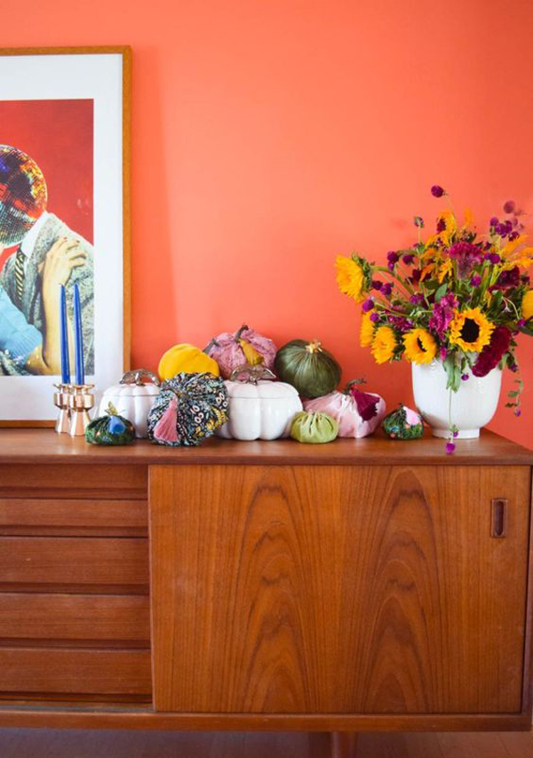 20 Inspirational Of Bold Autumn Colors For Your Interiors