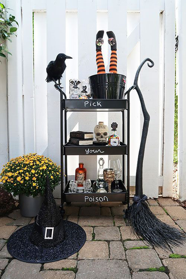 35 How To Stylish Bar Carts For Halloween Decor
