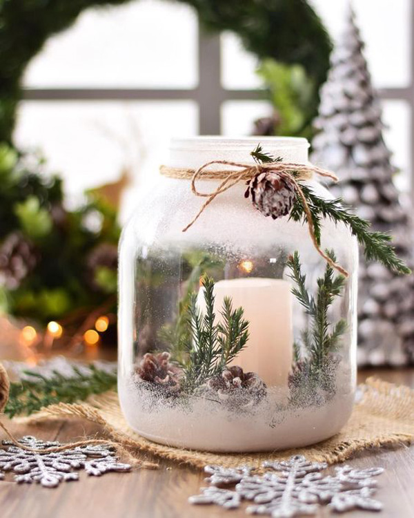 25+ Ways To Use Candles For Christmas Season
