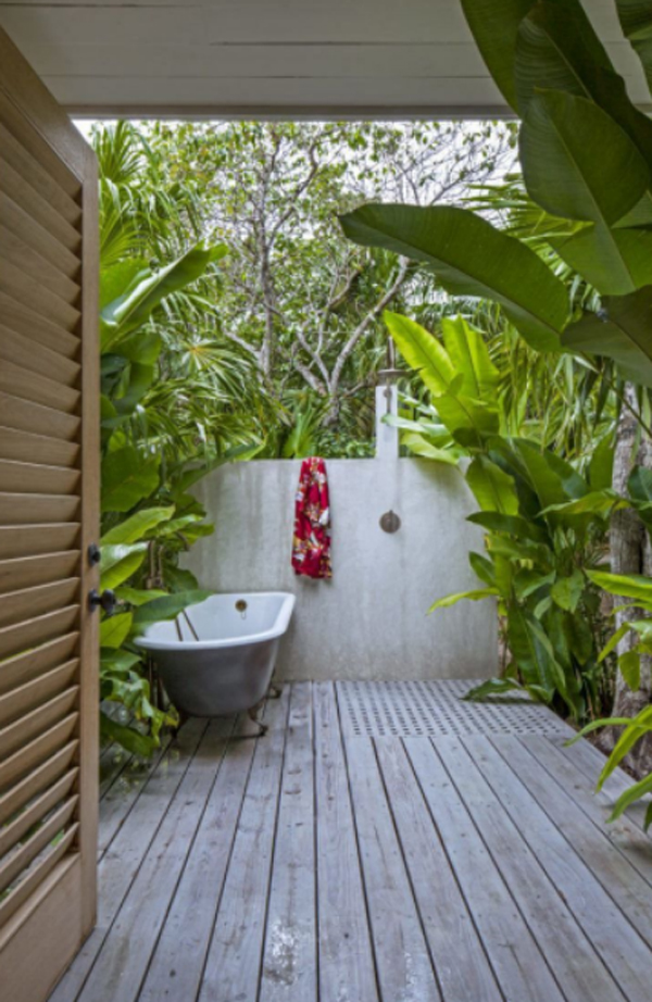 34 Outdoor Bathroom Ideas That Feel Like A Vacation Homemydesign