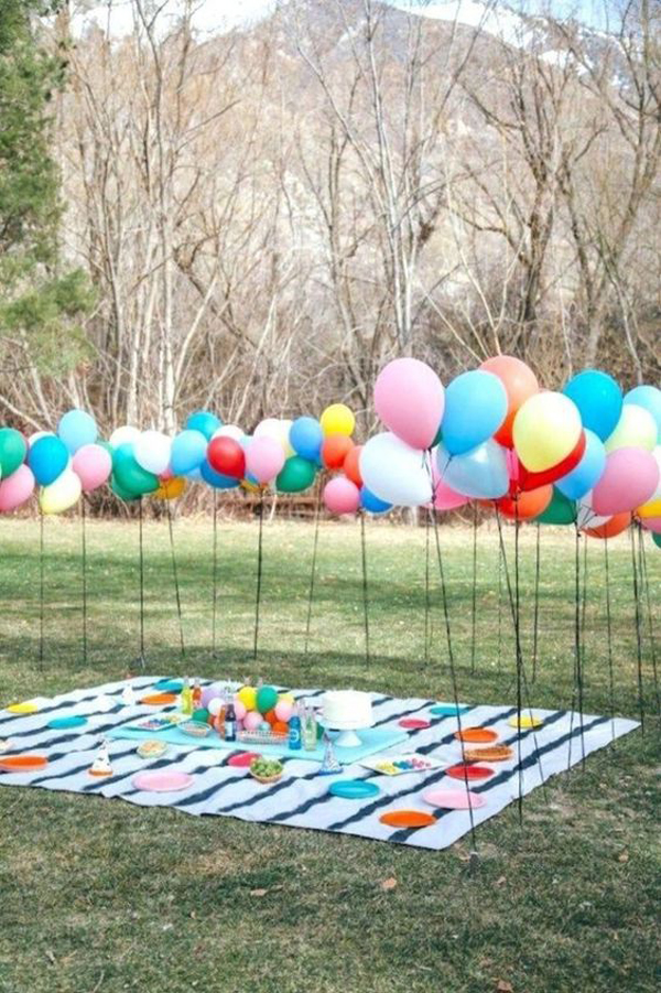 35 Festive New Year Party Decor Ideas For Outdoor