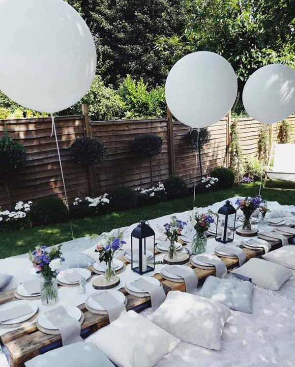 35 Festive New Year Party Decor Ideas For Outdoor