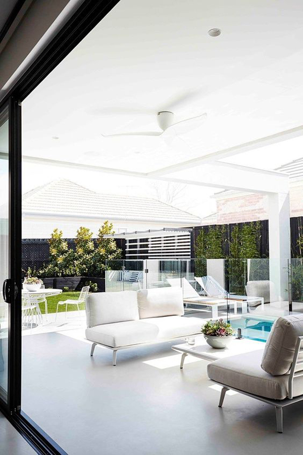 http://homemydesign.com/wp-content/uploads/2020/01/modern-indoor-outdoor-living-room-ideas-with-pools.jpg