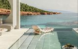 cozy-infinity-pool-integrated-with-sea