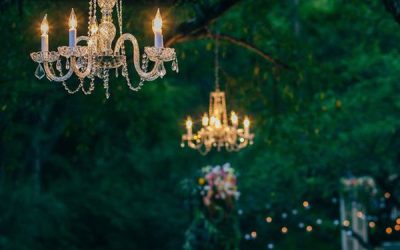 beautiful-wedding-chandelier-decor-ideas