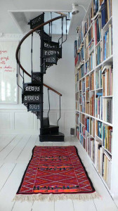 small-home-library-under-stair-storage – HomeMydesign