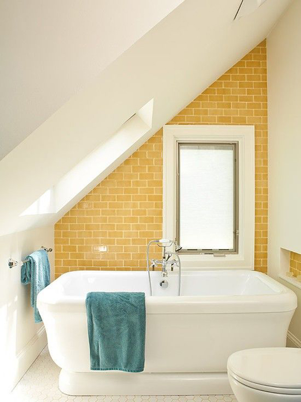 small attic bathroom decoration