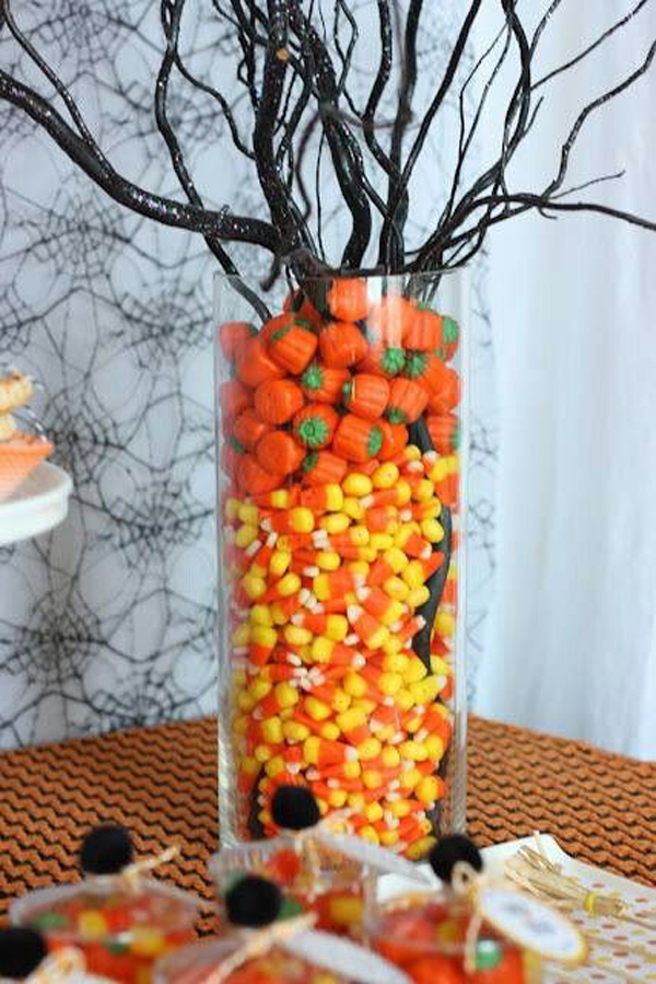 cute halloween table decoration