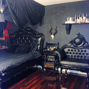 black-and-red-gothic-living-room