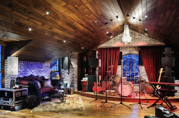 garage-man-cave-music-studio | HomeMydesign