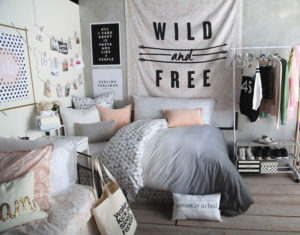 black-and-white-bedroom-decor-for-teens | HomeMydesign