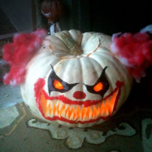 killer-clown-halloween-pumpkin-ideas | HomeMydesign