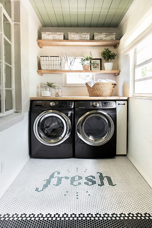43 Small Farmhouse Laundry Room Ideas Look Bigger | HomeMydesign