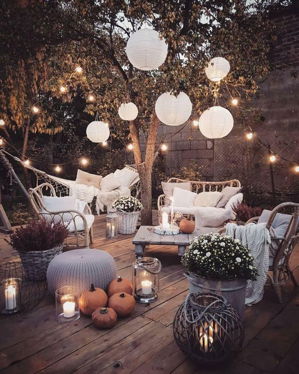 backyard-outdoor-party-decor-for-new-year-eve | HomeMydesign
