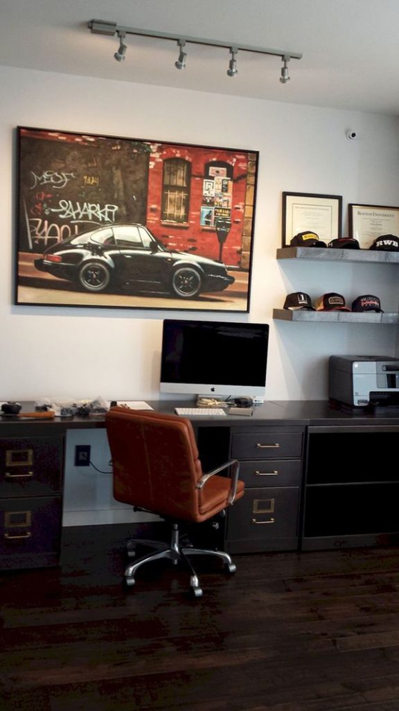 40 Cool And Masculine Home Office Ideas For Men HomeMydesign   Masculine Race Themed Home Office Ideas 576x1024 