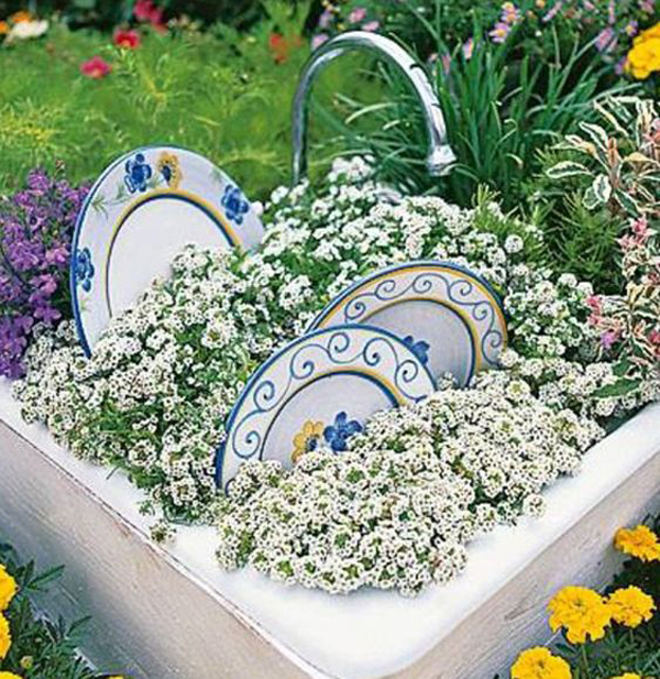 15 Unusual Garden Decor To Make The Most Of Your Outdoor