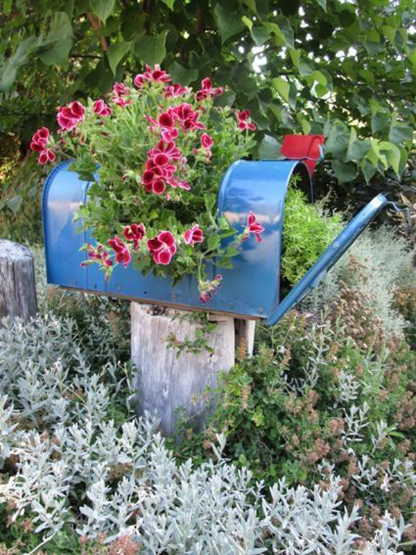 15 Unusual Garden Decor To Make The Most Of Your Outdoor