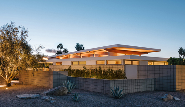 Axiom Desert House That Blending Indoor And Outdoor Living