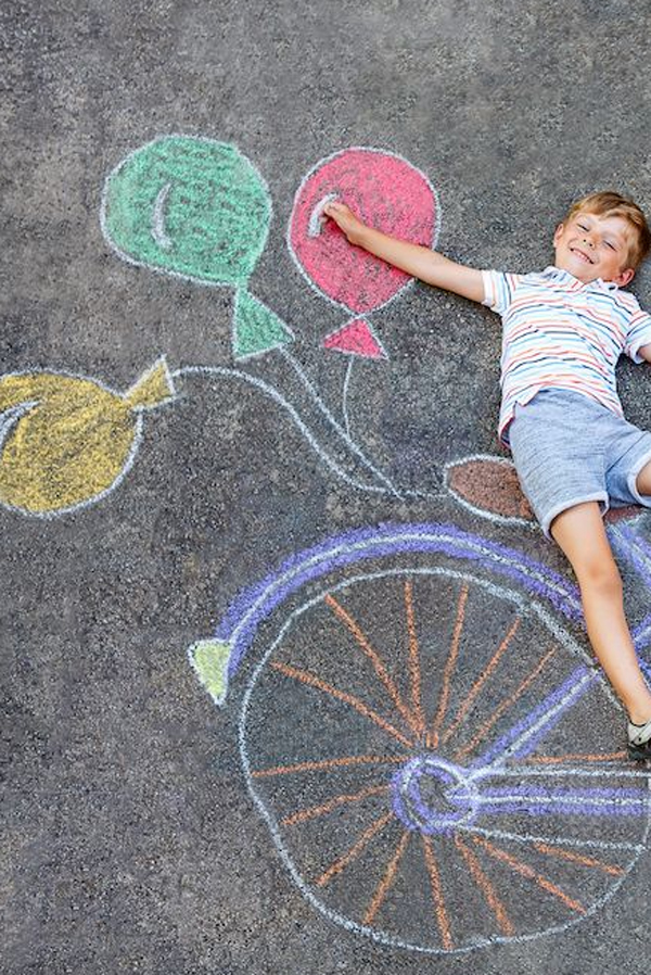 42 Seriously Cool Chalk Art Ideas For Your Sidewalk | HomeMydesign
