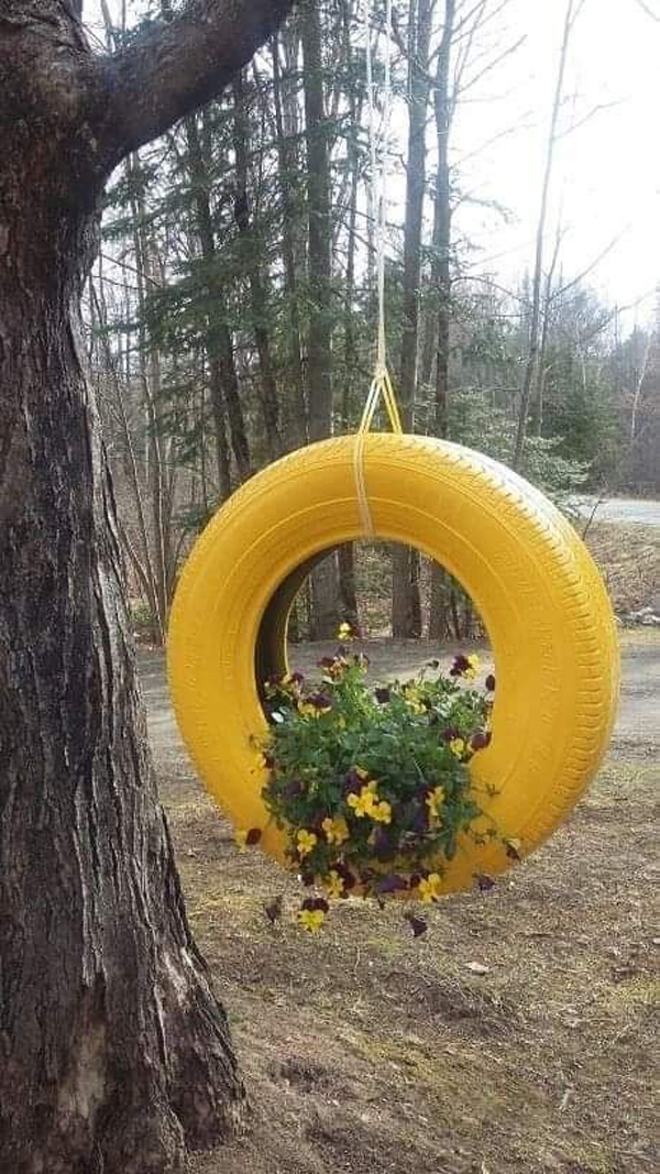 35 Unique DIY Garden Decor Ideas From Old Tires