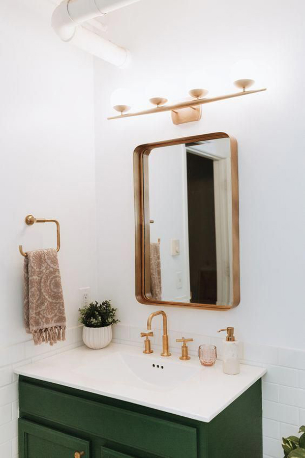 gold-bathroom-mirror-design | HomeMydesign
