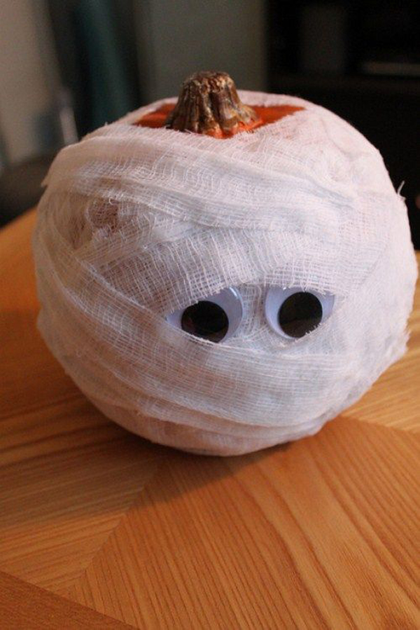23 DIY Face Pumpkin Ideas That’s Fun This Halloween