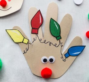 handmade-reindeer-handprint-christmas-card | HomeMydesign